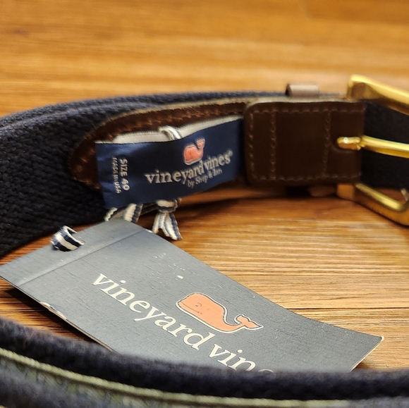 Vineyard Vines Whale Canvas Club Leather Belt - Picture 5 of 5